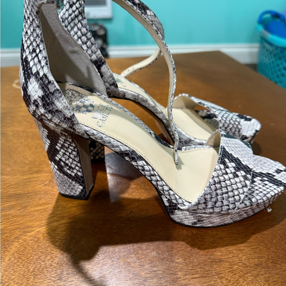 Vince Camuto Snakeskin Heels - Black and Cream - Picture 2 of 5